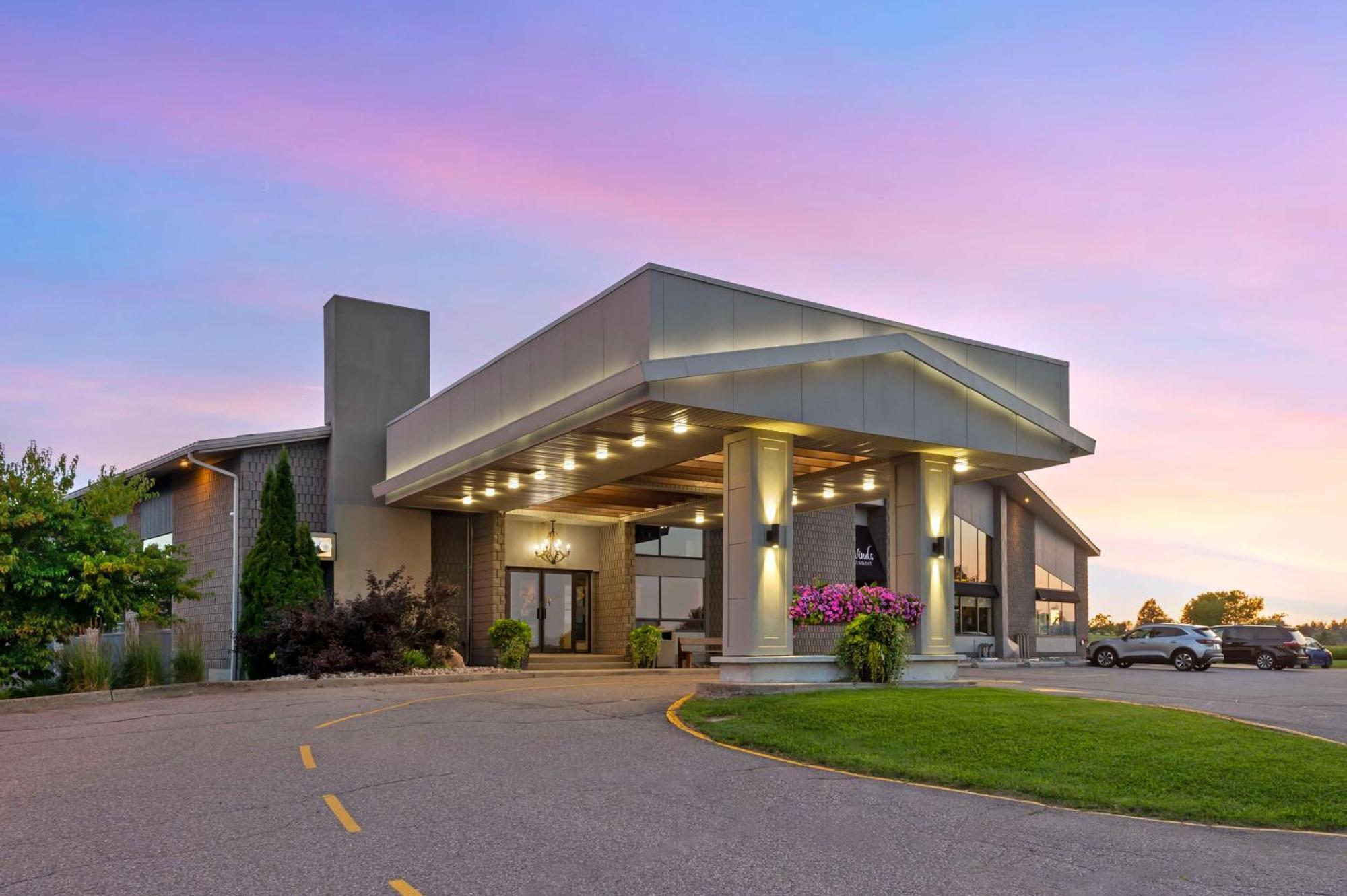 Best Western Pembroke Inn & Conference Centre Kültér fotó