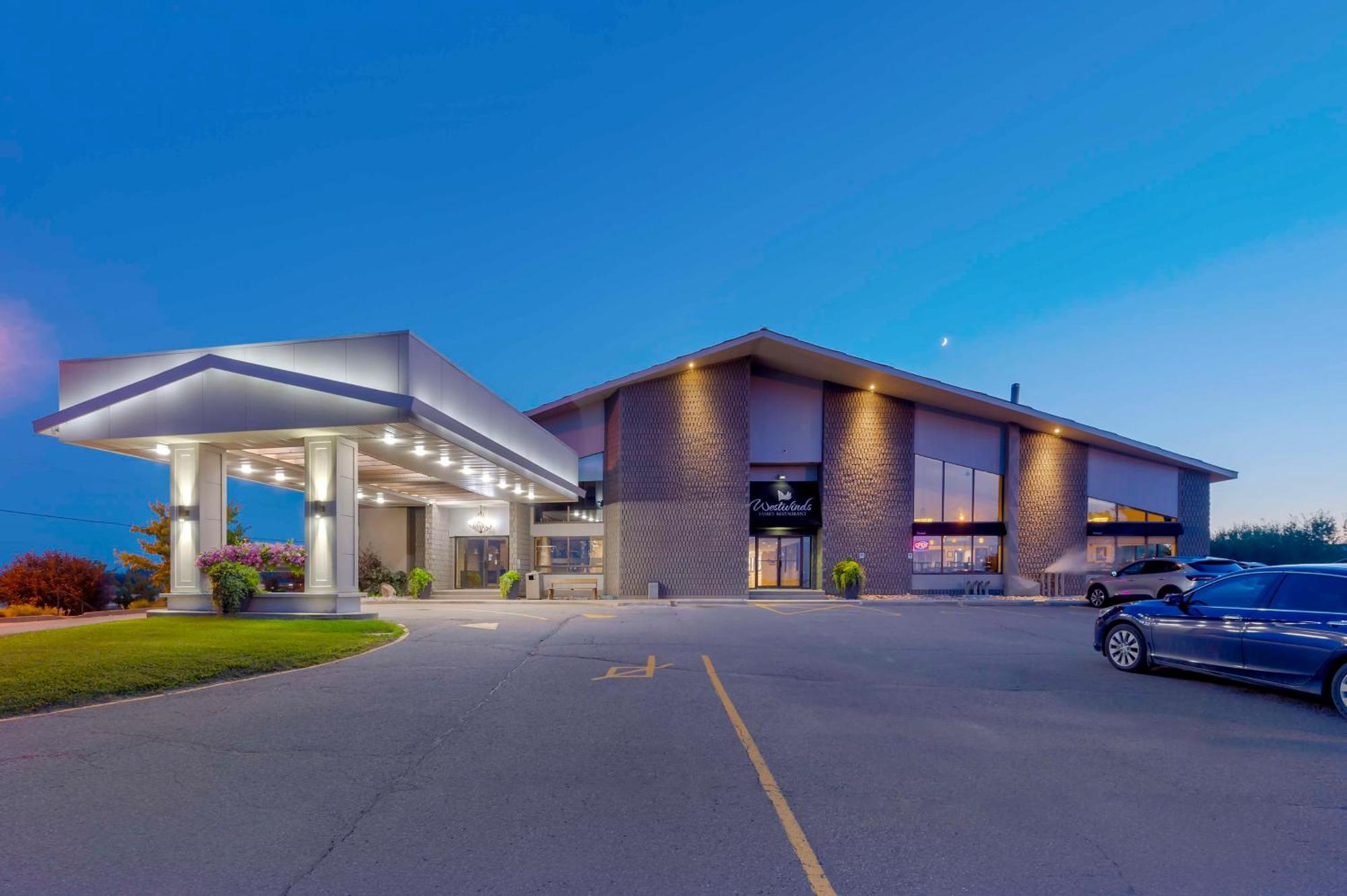 Best Western Pembroke Inn & Conference Centre Kültér fotó